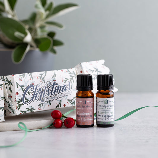 Garden's Nail & Cuticle Oil Duo with Christmas Cracker