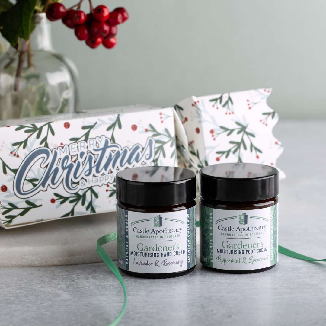Gardeners Hand Cream and Foot Cream Christmas Cracker Gift Set 30mls
