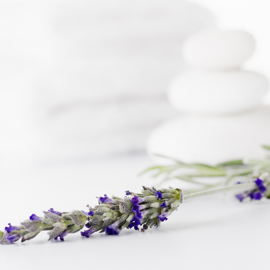 How Aromatherapy benefits Mental Health and Wellbeing